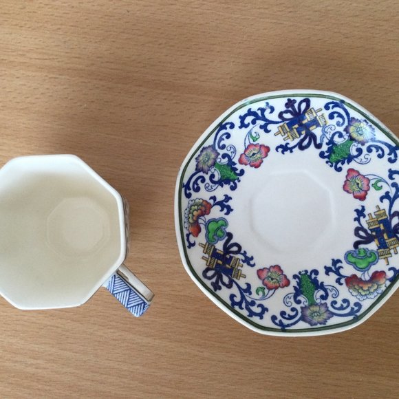 Antique Royal Doulton "Nankin" A.D cup and saucer registered No597783 small rare - Picture 6 of 7